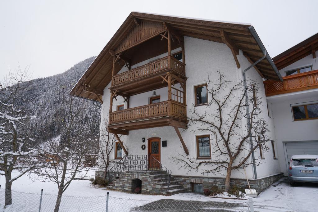 Haus Ruetzbach Apartman Neustift im Stubaital Kültér fotó