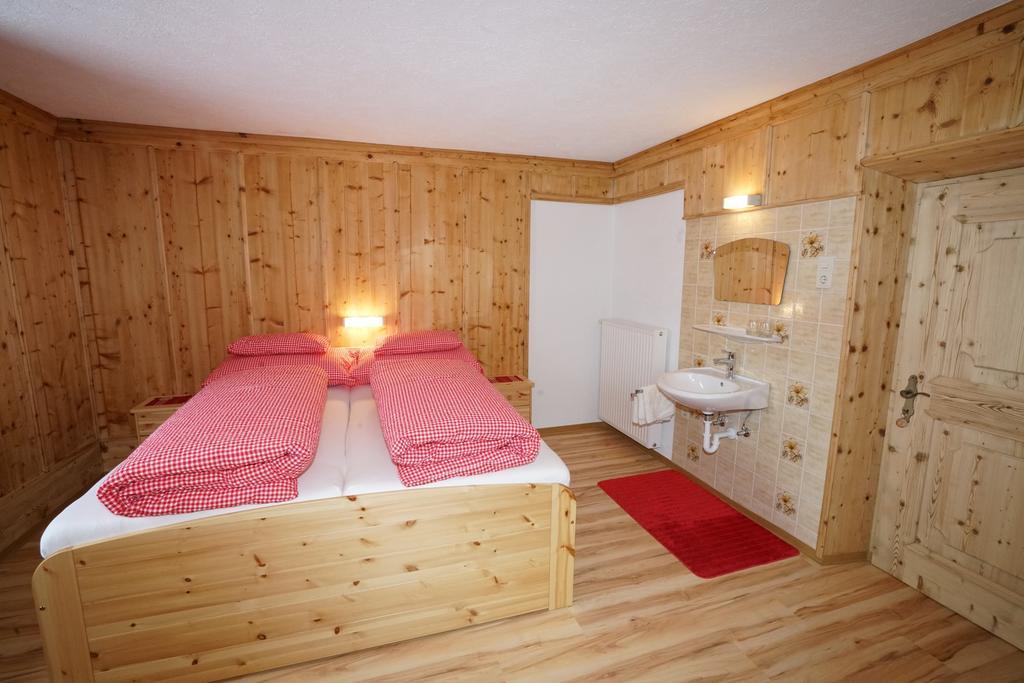 Haus Ruetzbach Apartman Neustift im Stubaital Kültér fotó