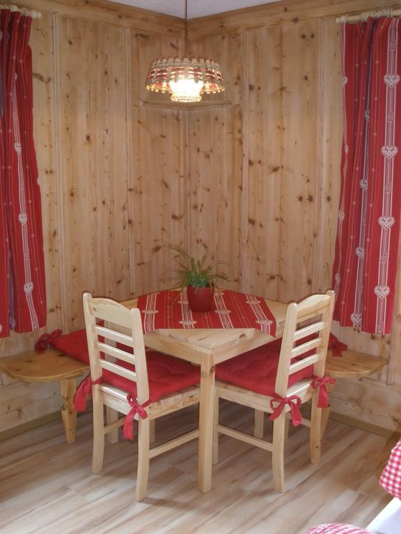 Haus Ruetzbach Apartman Neustift im Stubaital Szoba fotó